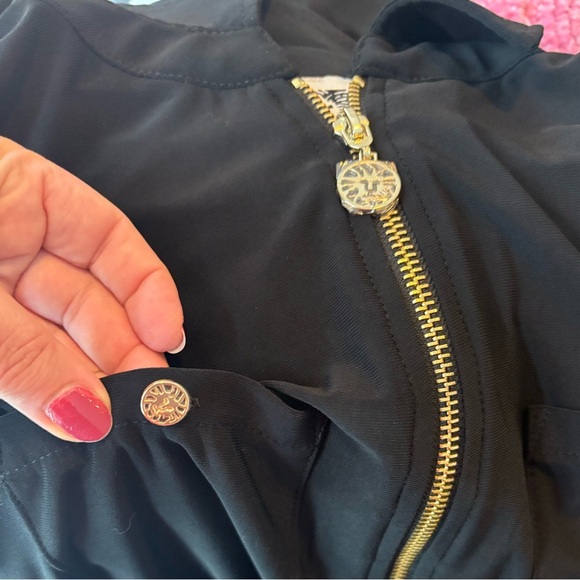 Anne Klein size 8 jumpsuit Black Zip-Up Jumpsuit with Gold Accents NWOT - Picture 7 of 7